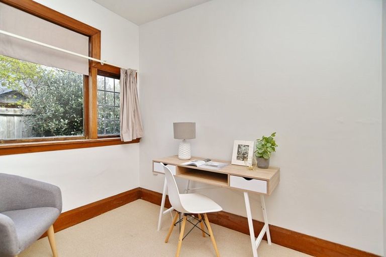 Photo of property in 135 Mcfaddens Road, St Albans, Christchurch, 8052