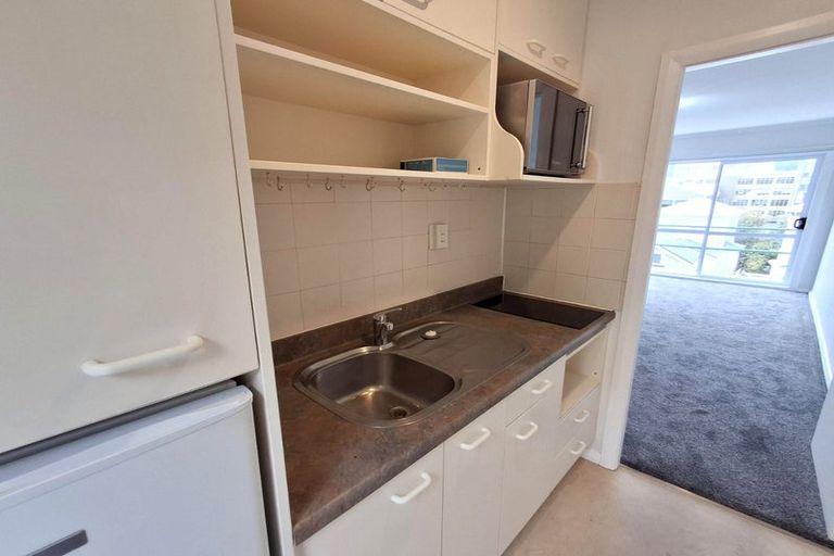 Photo of property in Avon Apartments, 11/313 The Terrace, Te Aro, Wellington, 6011