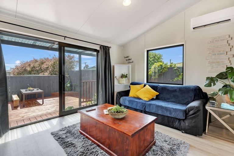 Photo of property in 3b Duff Crescent, Highbury, Palmerston North, 4412