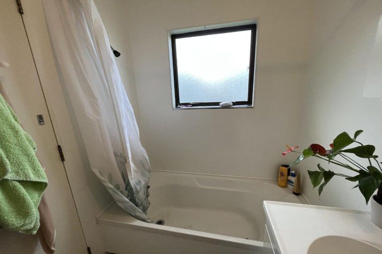 Photo of property in 76 Treadwell Street, Springvale, Whanganui, 4501