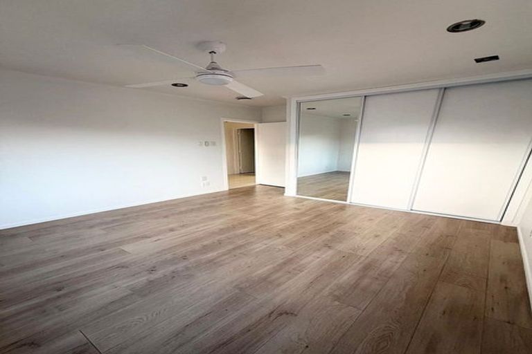 Photo of property in 38 Kenderdine Road, Papatoetoe, Auckland, 2025