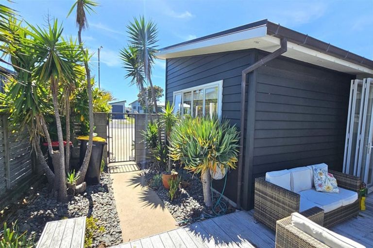 Photo of property in 128 Harbour Drive, Matarangi, Whitianga, 3592