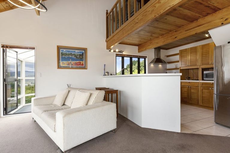 Photo of property in 45 The Crowsnest, Whitby, Porirua, 5024