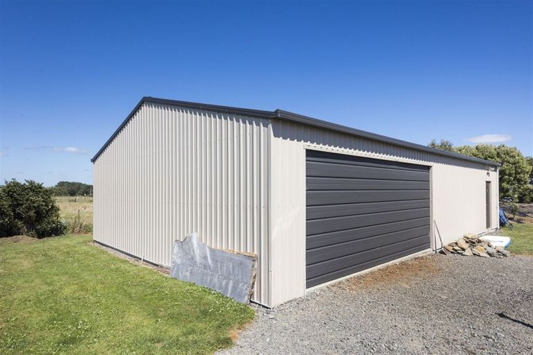 Photo of property in 711 Makerua Road, Tokomaru, Palmerston North, 4474