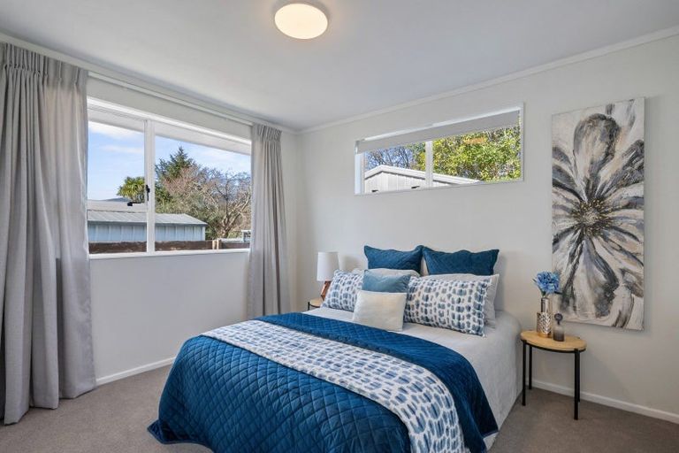 Photo of property in 22 Brightwater Crescent, Totara Park, Upper Hutt, 5018