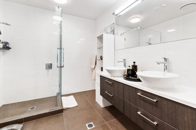 Photo of property in 90 Eaves Bush Parade, Orewa, 0931