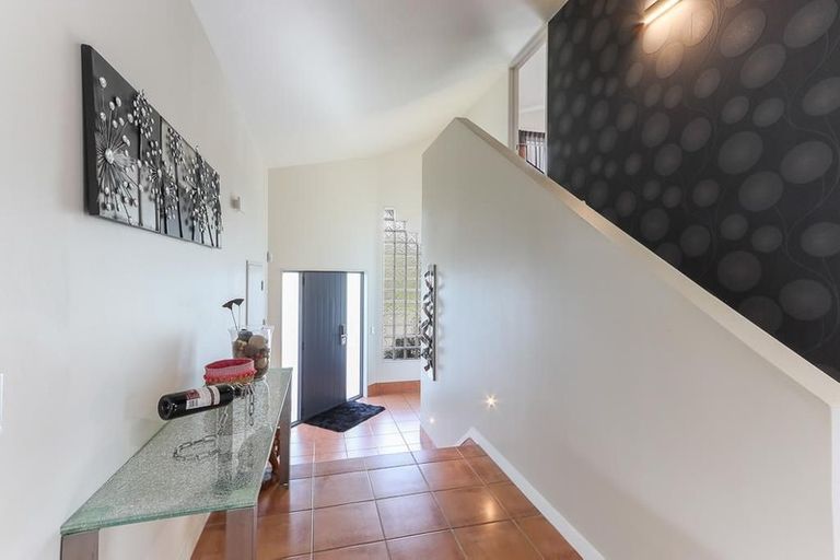 Photo of property in 43 Tawavale Street, Pukehangi, Rotorua, 3015