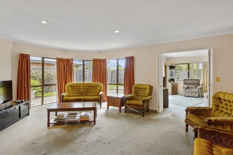 Photo of property in 17 Richard Seddon Drive, Northwood, Christchurch, 8051