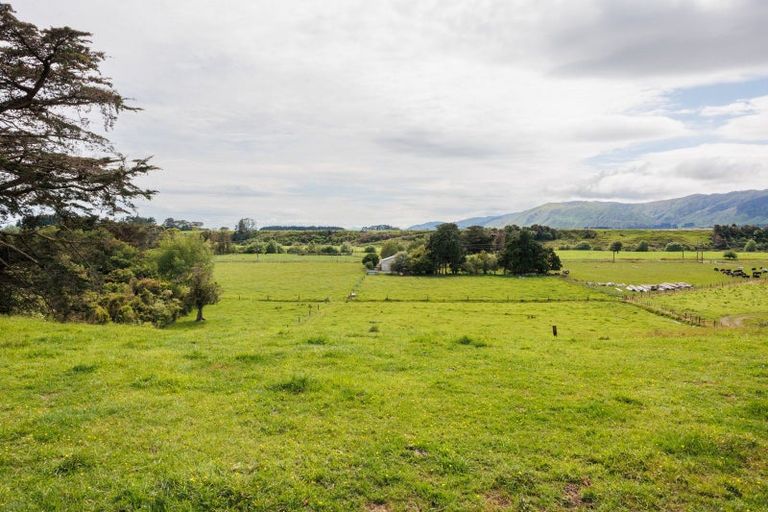 Photo of property in 71 Engles Road, Shannon, 4821