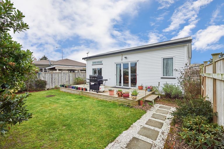Photo of property in 7 Matamau Street, Palmerston North, 4414
