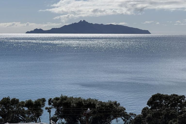 Photo of property in 1156a Cove Road, Langs Beach, Waipu, 0582