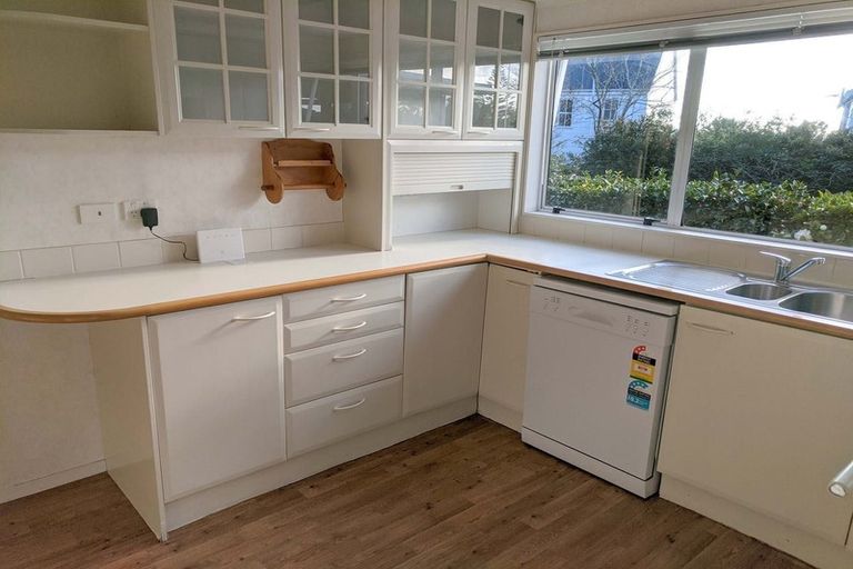 Photo of property in 18 Cromdale Avenue, Highland Park, Auckland, 2010