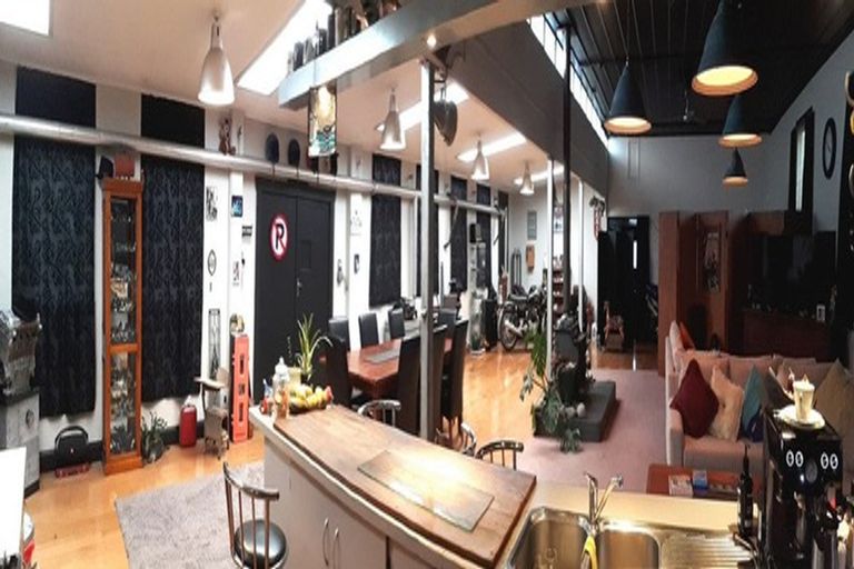 Photo of property in 43 Domett Street, Waitara, 4320