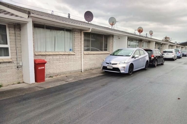 Photo of property in 3/10 Rawson Street, Tawa, Wellington, 5028