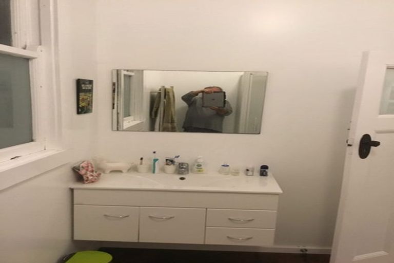 Photo of property in 186 Hutt Road, Petone, Lower Hutt, 5012