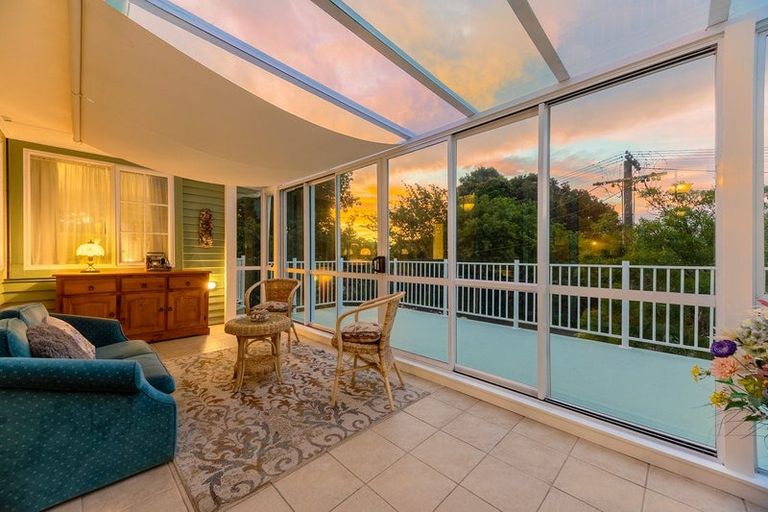 Photo of property in 10 Douglas Street, Paraparaumu Beach, Paraparaumu, 5032