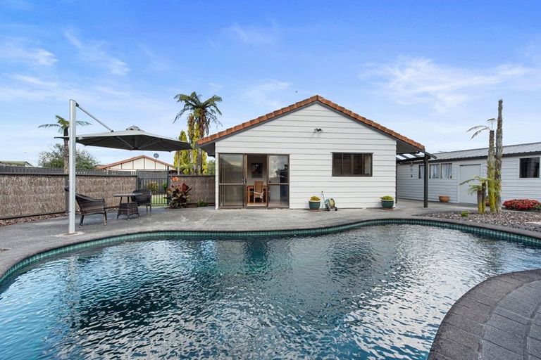 Photo of property in 18 Halyard Close, Flagstaff, Hamilton, 3210