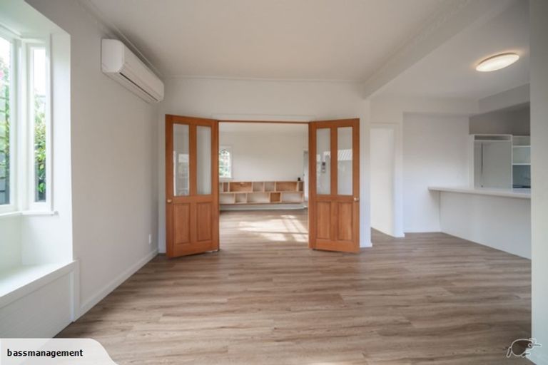 Photo of property in 117 Paparoa Street, Papanui, Christchurch, 8053