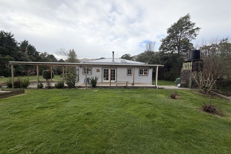 Photo of property in 91 Western Valley Road, Little River, 7591