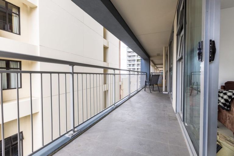 Photo of property in The Statesman Apartments, 503/1 Parliament Street, Auckland Central, Auckland, 1010