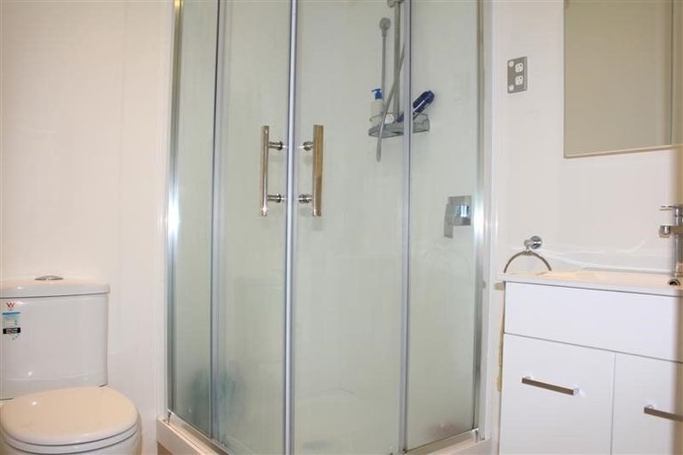 Photo of property in 132 Kittiwake Drive, Schnapper Rock, Auckland, 0632