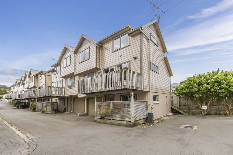 Photo of property in 7/60 Owen Street, Newtown, Wellington, 6021