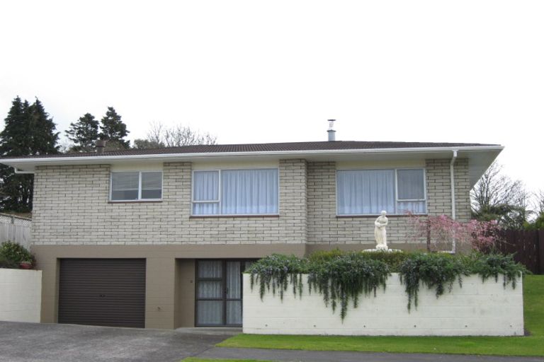 Photo of property in 1 Ngahere Street, Inglewood, 4330
