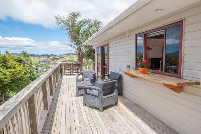 Photo of property in 59 Cable Bay Block Road, Cable Bay, 0420