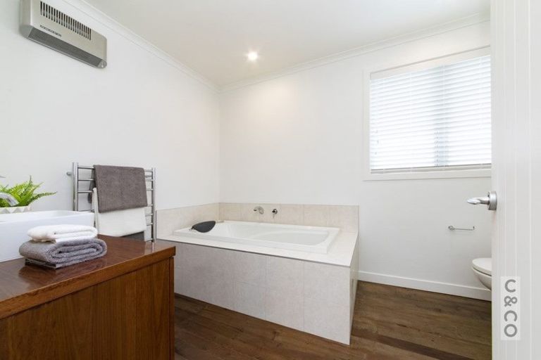 Photo of property in 12c Gumdiggers Lane, Riverhead, 0820