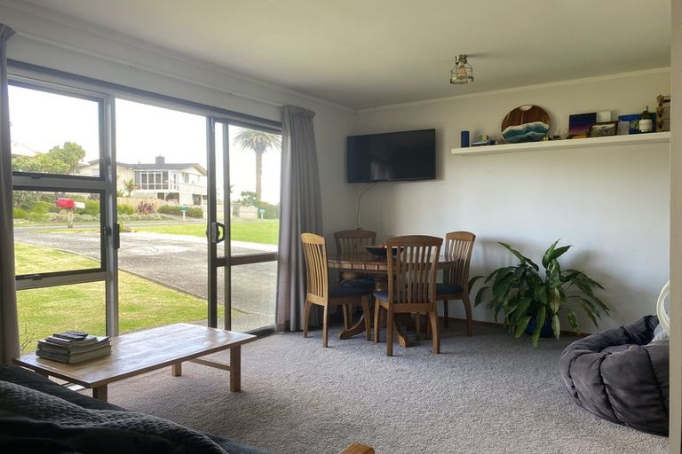 Photo of property in 8 Norfolk Avenue, Whangarei Heads, Whangarei, 0174