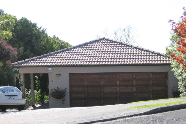 Photo of property in 19 Newhaven Terrace, Mairangi Bay, Auckland, 0630