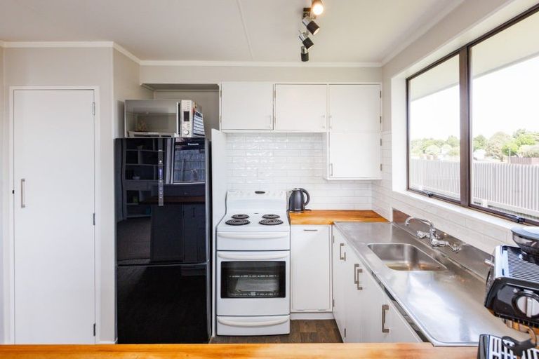 Photo of property in 25 Chelmarsh Place, Highbury, Palmerston North, 4412