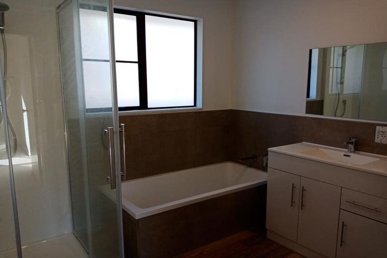 Photo of property in 61a Hautana Street, Woburn, Lower Hutt, 5010