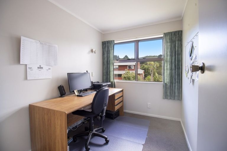 Photo of property in 47 Exploration Way, Whitby, Porirua, 5024