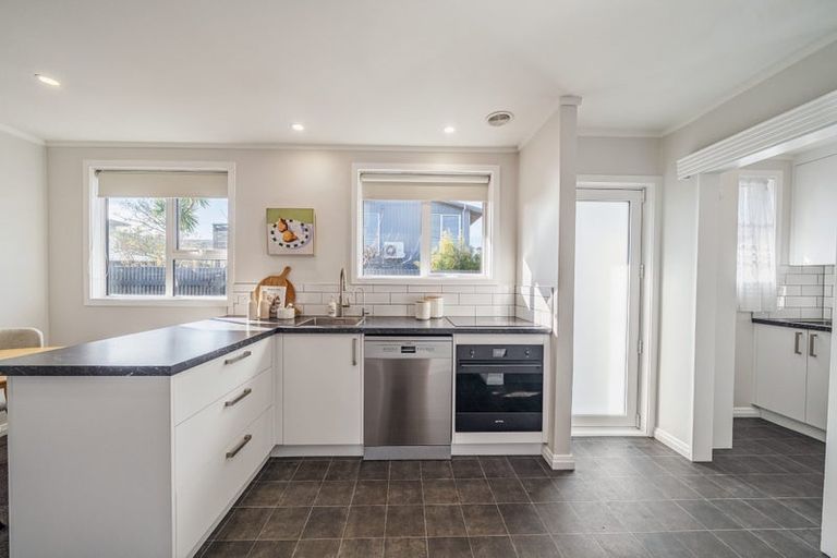 Photo of property in 122c Martin Street, Wallaceville, Upper Hutt, 5018