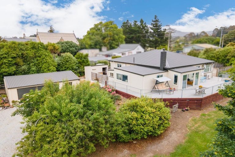 Photo of property in 8 London Street, Hampden, 9410