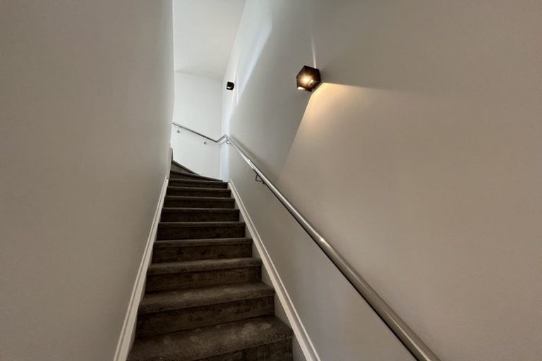 Photo of property in 69 Paetai Lane, Te Atatu Peninsula, Auckland, 0610