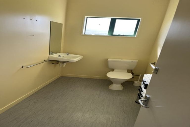 Photo of property in 285 Lake Road, Belmont, Auckland, 0622