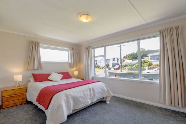 Photo of property in 54 Elwyn Crescent, Green Island, Dunedin, 9018