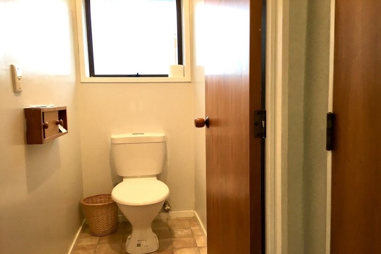 Photo of property in 2/39 Alfriston Road, Manurewa East, Auckland, 2102