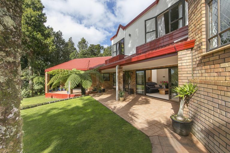 Photo of property in 789 Scenic Drive, Henderson Valley, Auckland, 0612