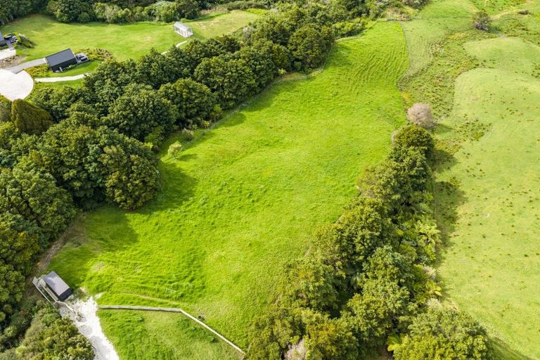 Photo of property in 476 Cames Road, Mangawhai, 0975