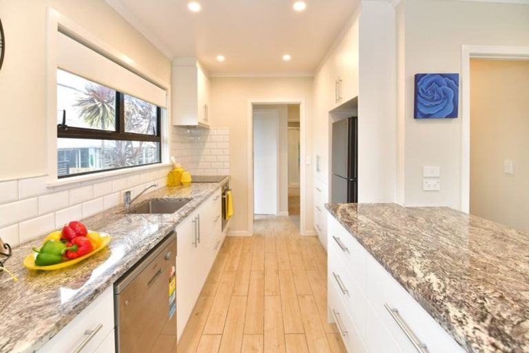 Photo of property in 50a Hatton Road, Orewa, 0931