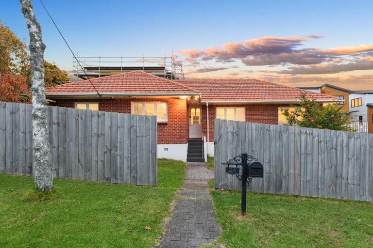 Photo of property in 2a Kereru Street, Henderson, Auckland, 0612