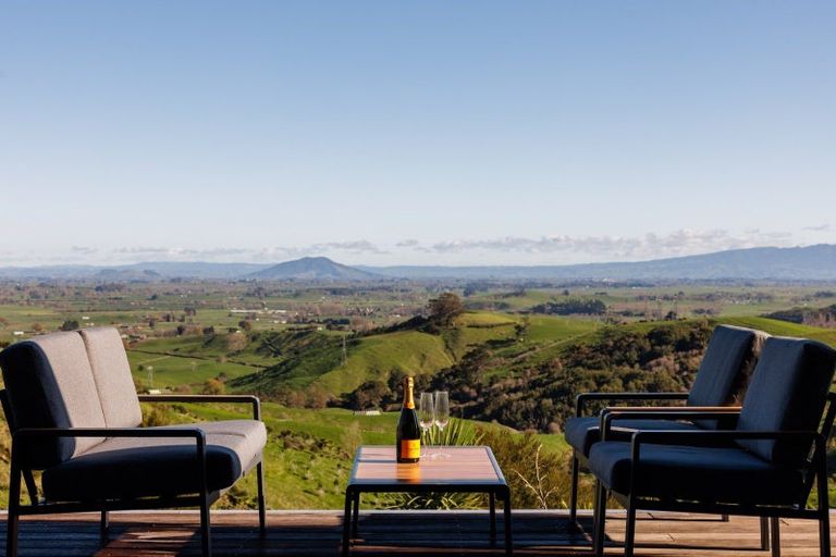 Photo of property in 88 Tirohanga Road, Rotoorangi, Cambridge, 3495