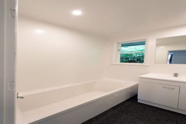 Photo of property in 88 Ironside Road, Johnsonville, Wellington, 6037