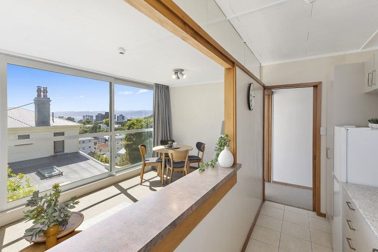 Photo of property in 3/24 Patanga Crescent, Thorndon, Wellington, 6011