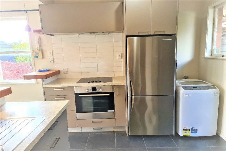 Photo of property in 42 Wyllie Road, Papatoetoe, Auckland, 2025