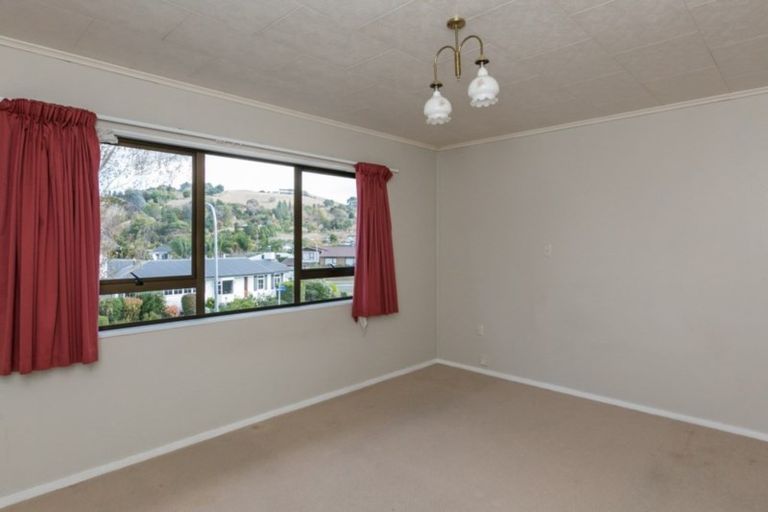 Photo of property in 2 Ewan Place, Taradale, Napier, 4112