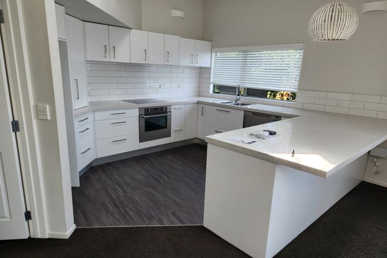 Photo of property in 769b Whangaparaoa Road, Manly, Whangaparaoa, 0930